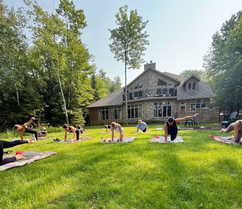 private-small-group_2034-home